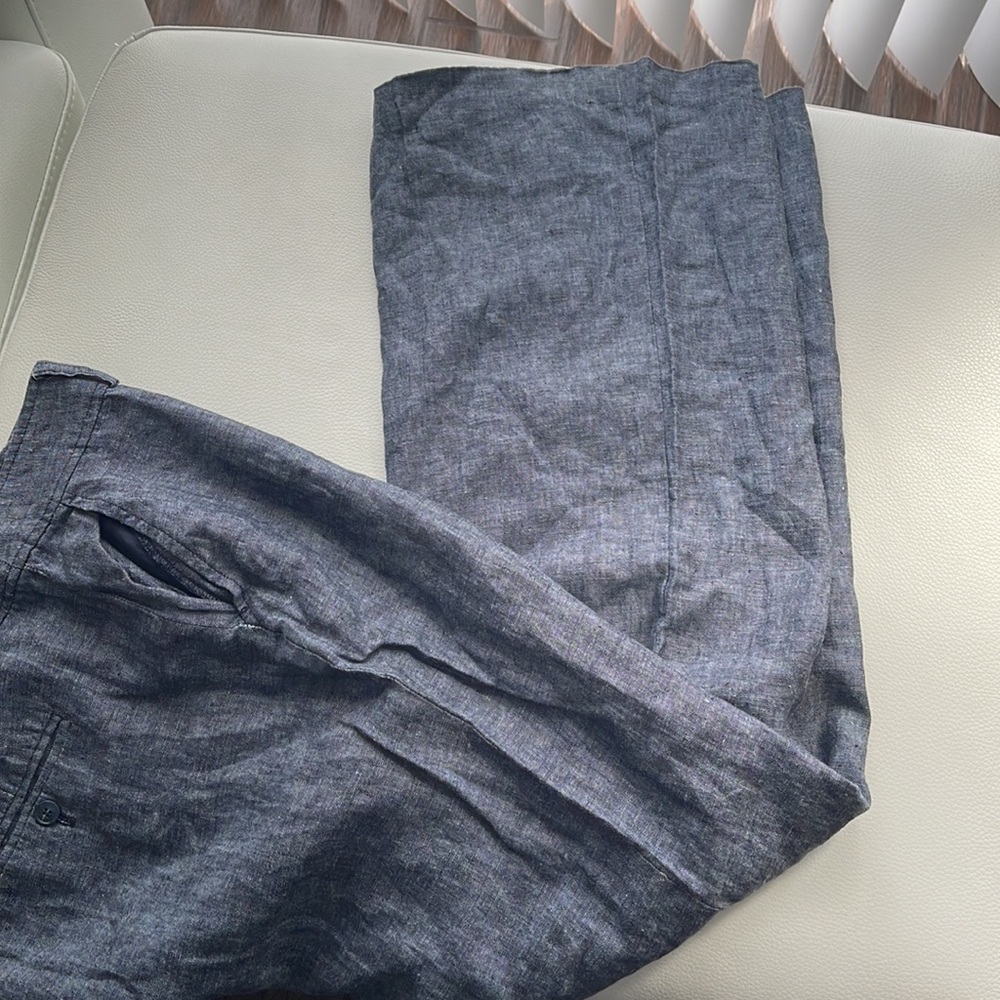 LINEN - Picture 8 of 8